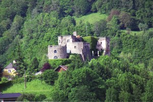 Burg, Jagdschloss, Restaurant und Gärtnerhaus am Millstätter See - Östereich Millstätter See Bundesland Kärnten
